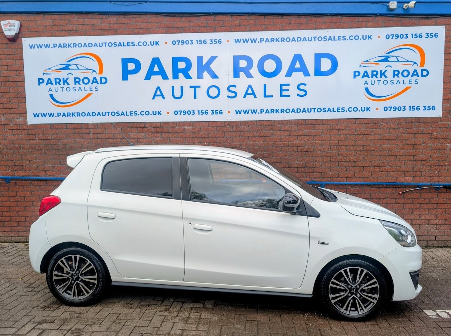 Used Mitsubishi Mirage 2017 for sale - 76178980: Photo 4