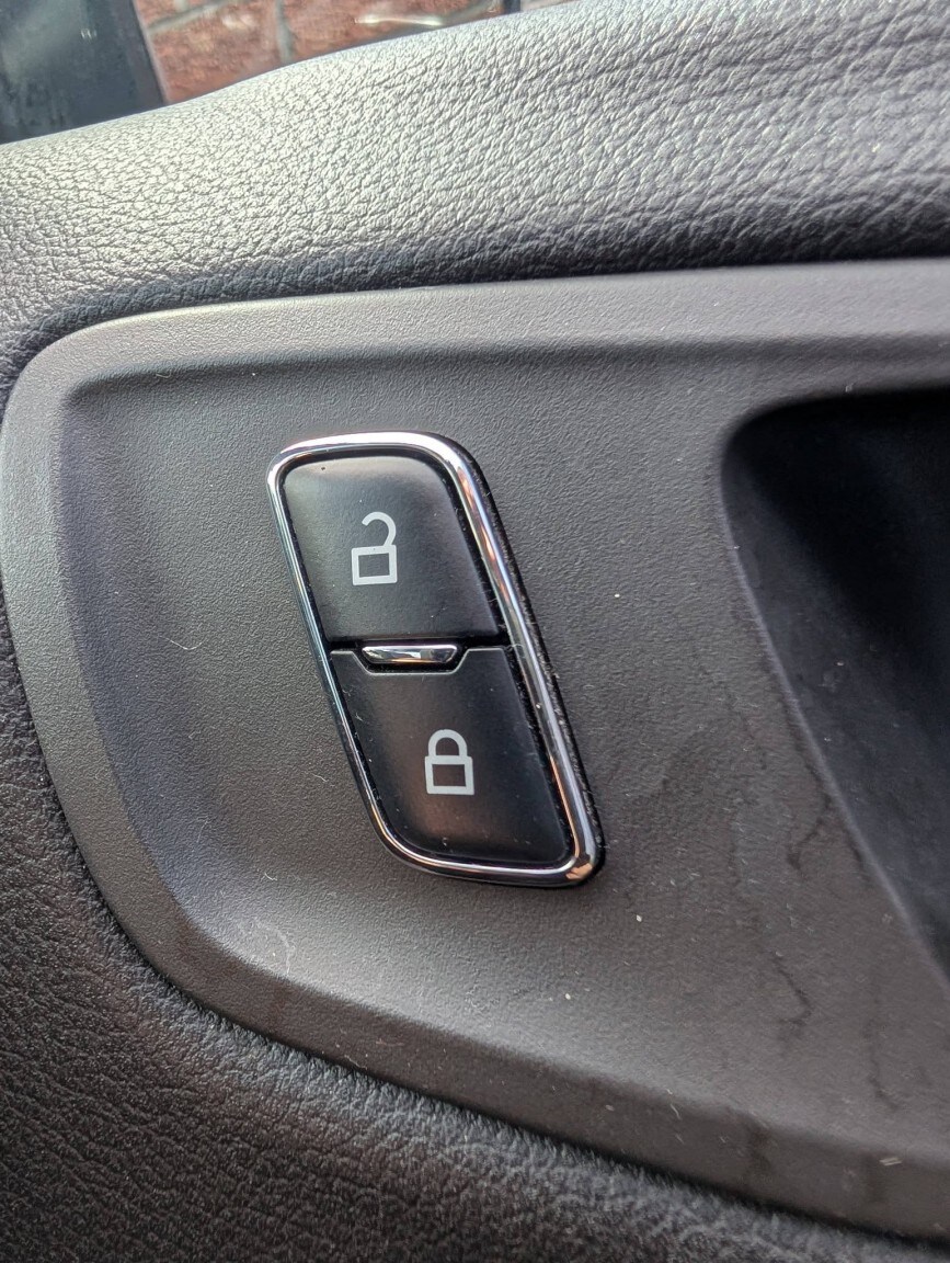 Used Ford Kuga 2016 for sale - 77881093: Photo 22