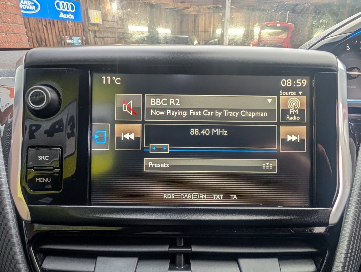 Used Peugeot 2008 2015 for sale - 76821567: Photo 33