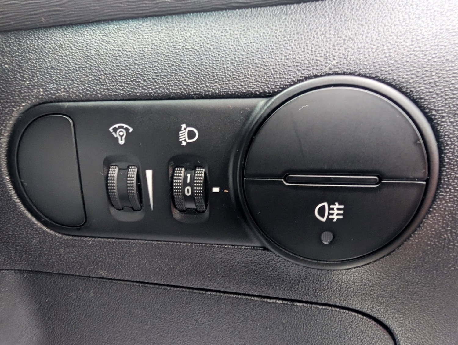 Used Hyundai i10 2012 for sale - 76547828: Photo 16