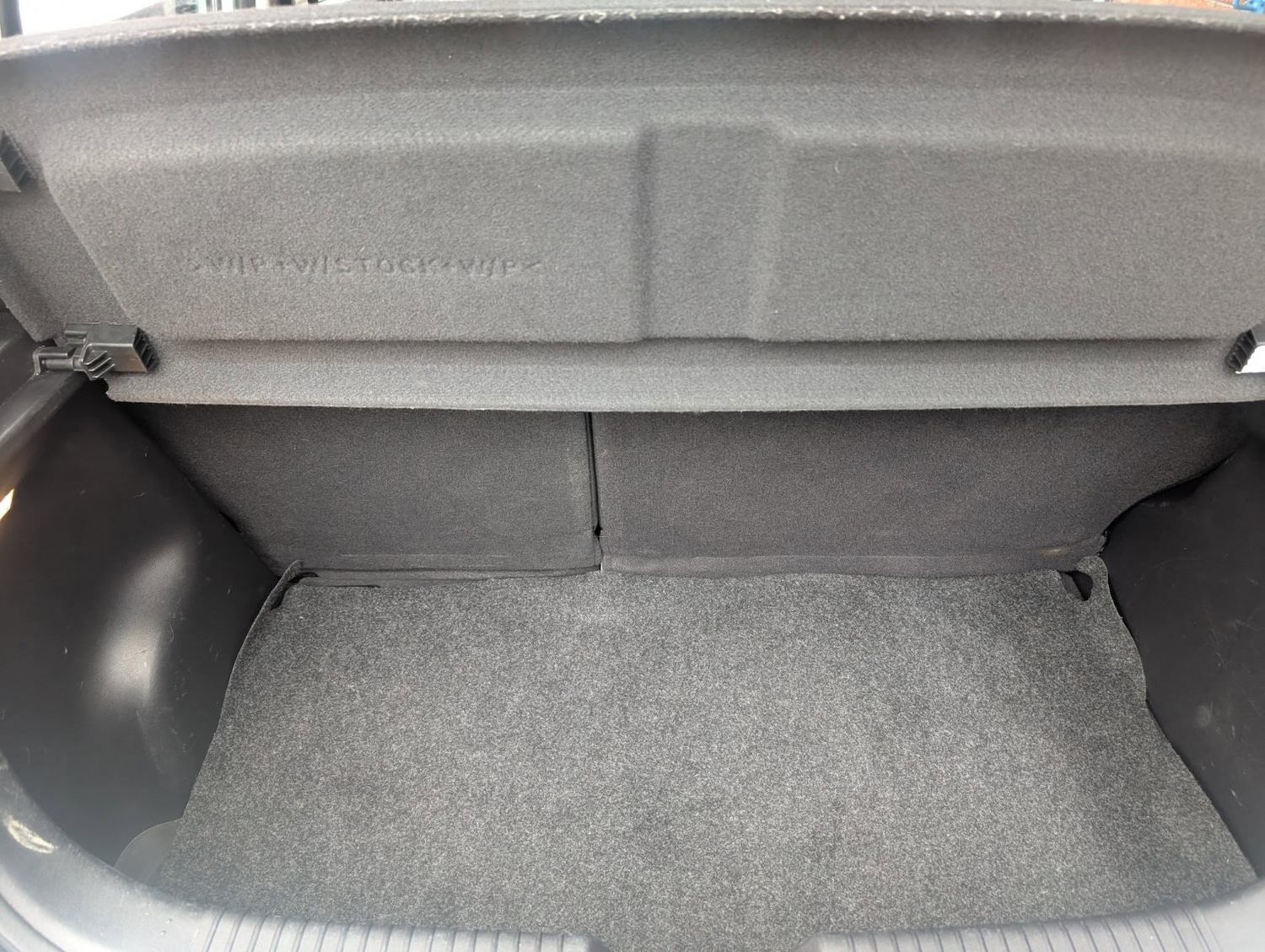 Used Hyundai i10 2012 for sale - 76547828: Photo 25