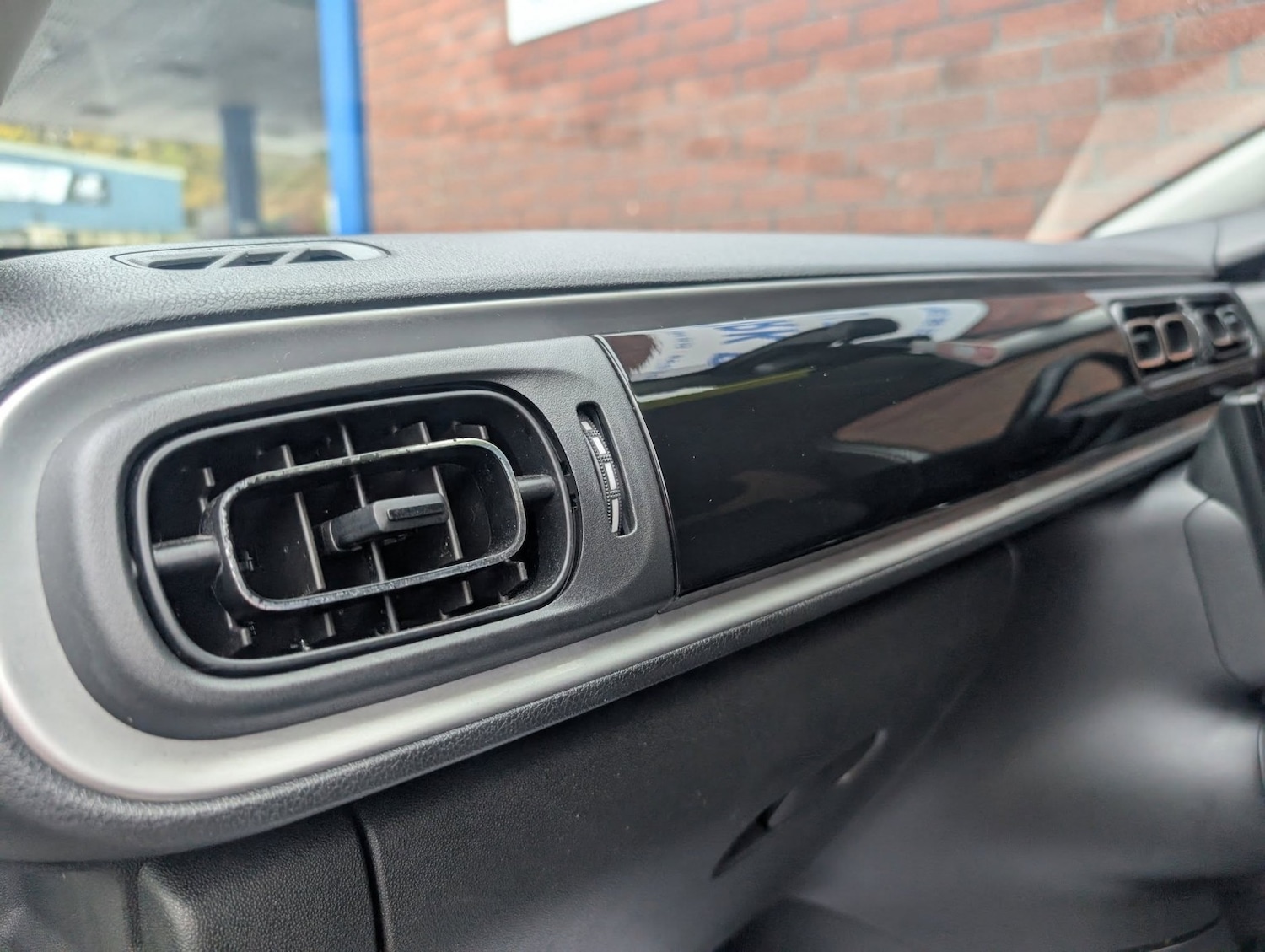 Used Citroen C3 2017 for sale - 76497535: Photo 28