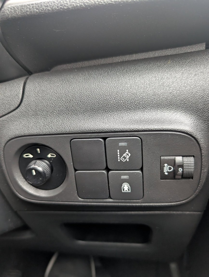 Used Citroen C3 2017 for sale - 76497535: Photo 34