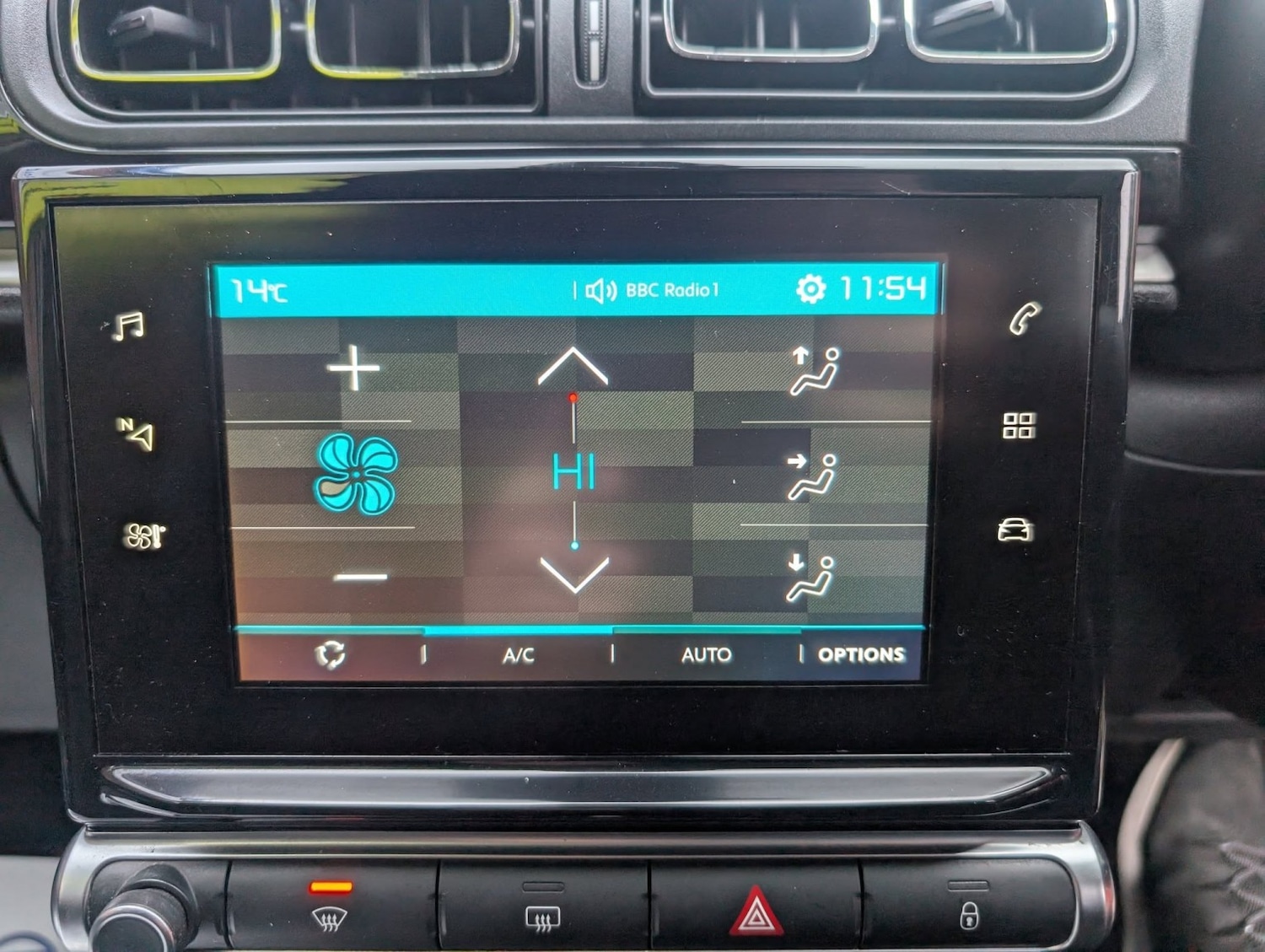 Used Citroen C3 2017 for sale - 76497535: Photo 38