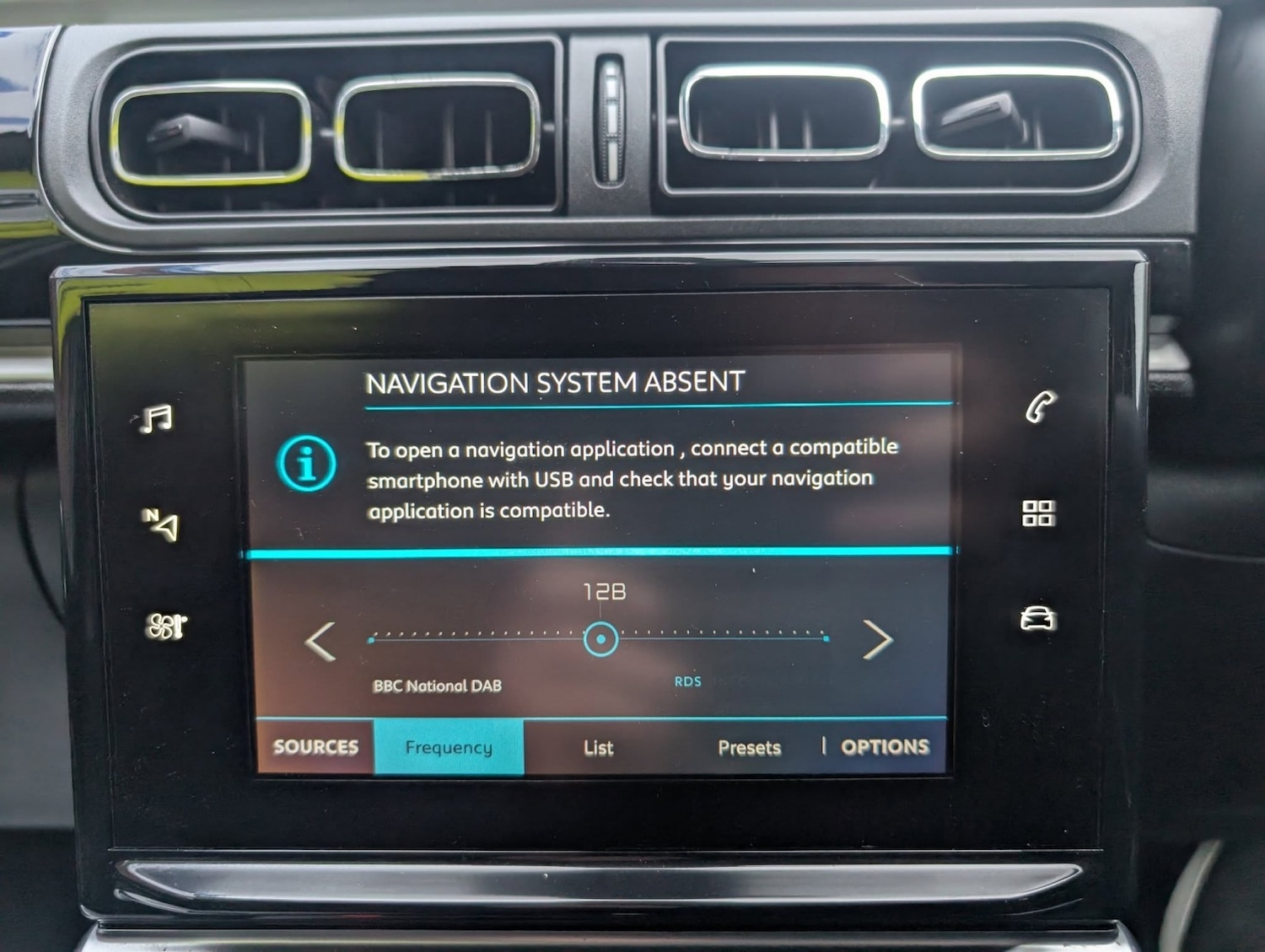 Used Citroen C3 2017 for sale - 76497535: Photo 40