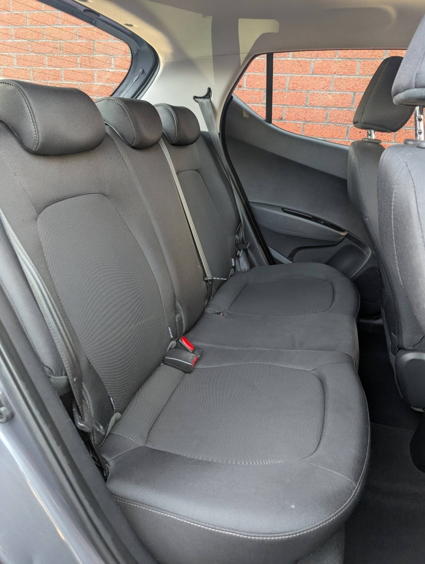 Used Hyundai i10 2017 for sale - 76963371: Photo 15