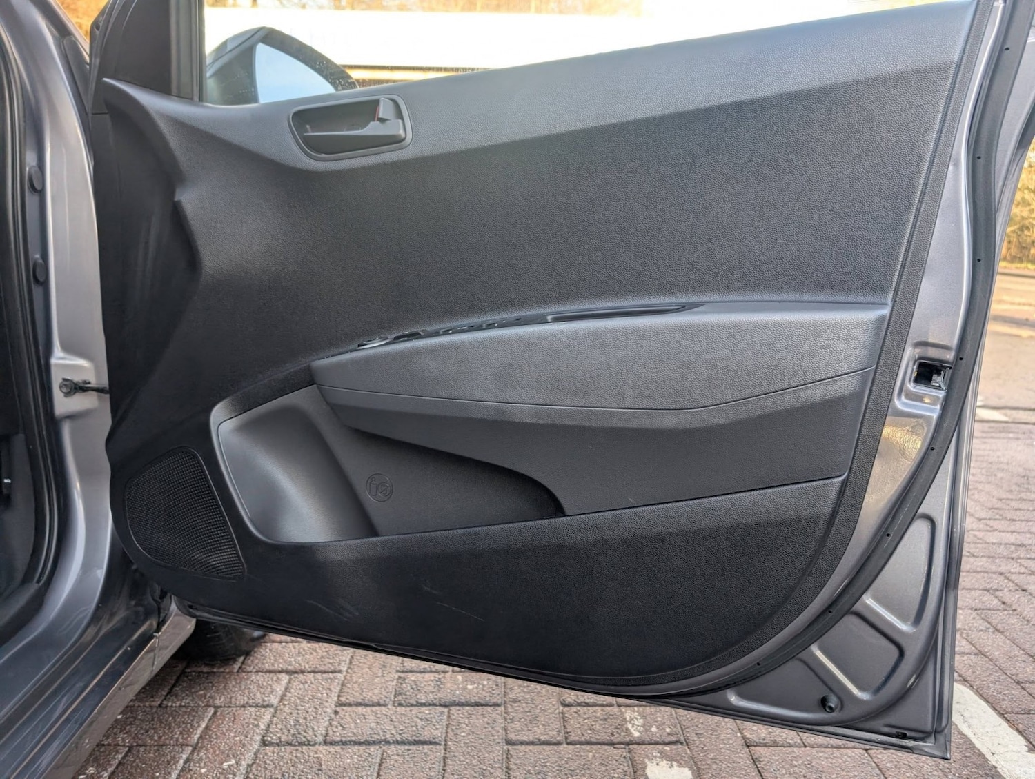 Used Hyundai i10 2017 for sale - 76963371: Photo 17