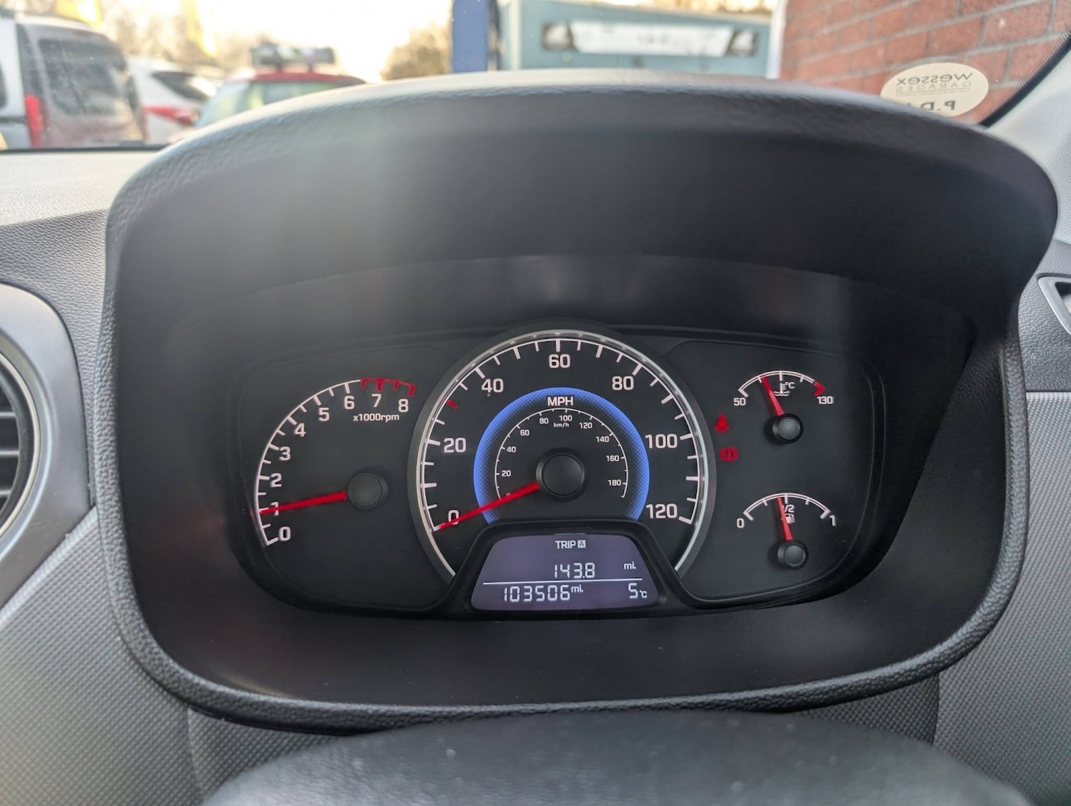 Used Hyundai i10 2017 for sale - 76963371: Photo 31