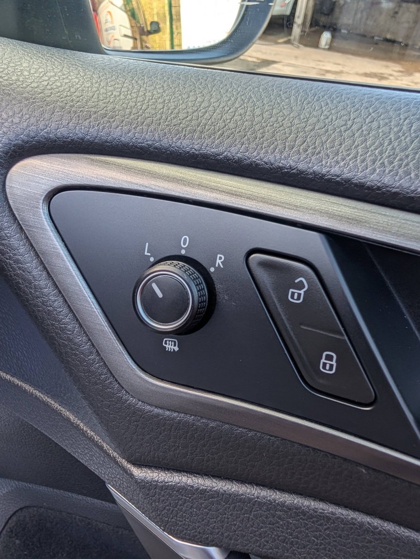 Used Volkswagen Golf 2013 for sale - 78155470: Photo 28