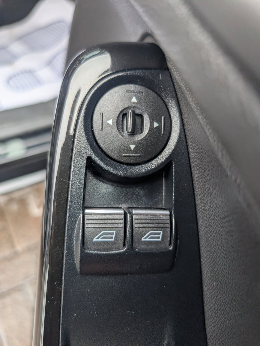 Used Ford Fiesta 2017 for sale - 76186797: Photo 25