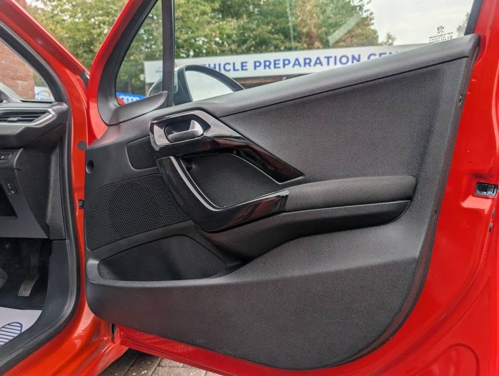 Used Peugeot 208 2018 for sale - 76149242: Photo 20