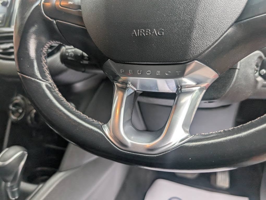 Used Peugeot 208 2018 for sale - 76149242: Photo 23