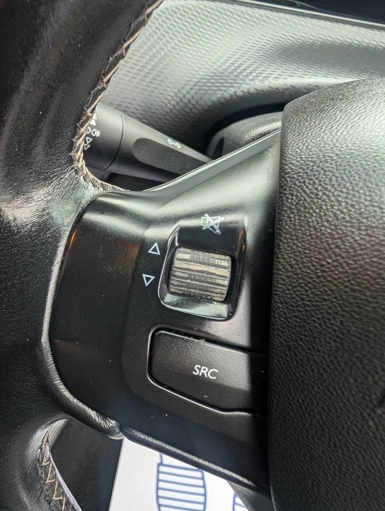 Used Peugeot 208 2018 for sale - 76149242: Photo 25