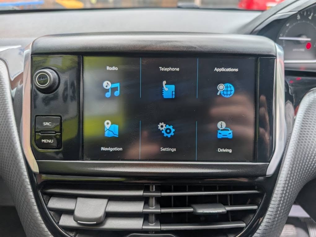Used Peugeot 208 2018 for sale - 76149242: Photo 29