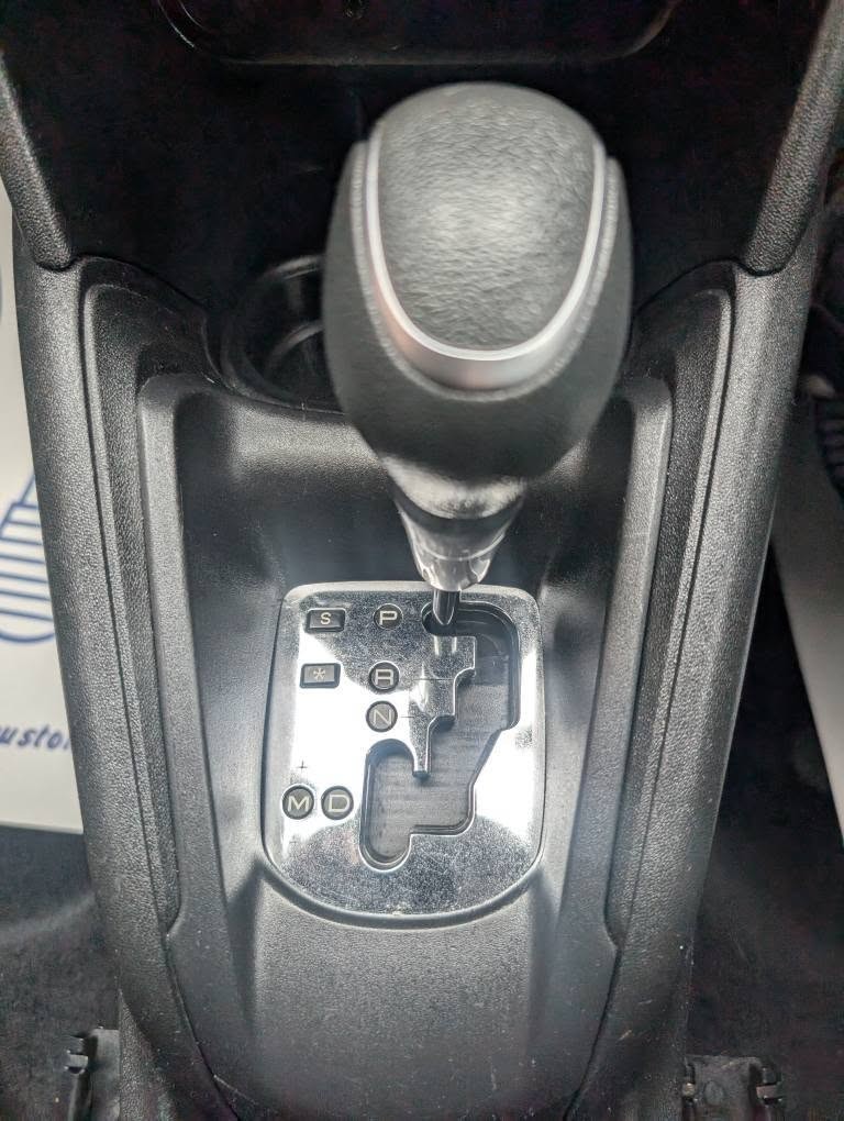 Used Peugeot 208 2018 for sale - 76149242: Photo 35