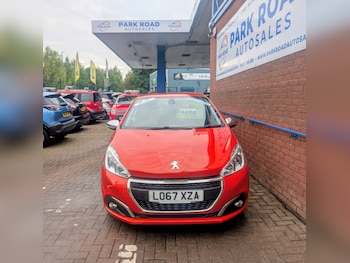 Used Peugeot 208 2018 for sale - 76149242: Photo 4