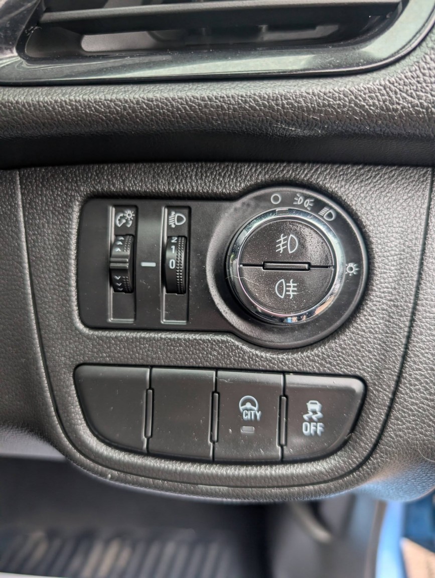 Used Vauxhall Viva 2017 for sale - 77423458: Photo 21