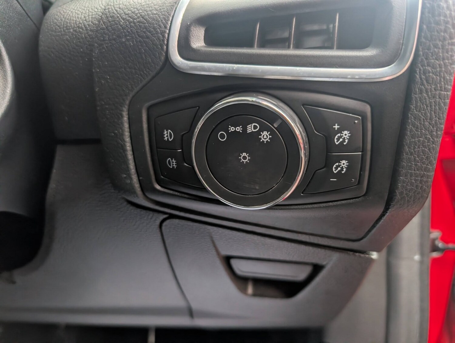 Used Ford Focus 2013 for sale - 77610055: Photo 24