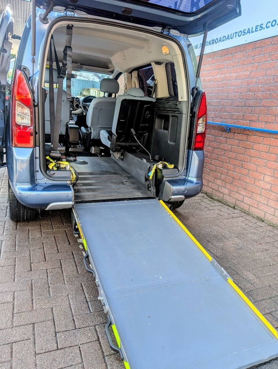 Vehicle 14