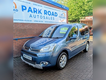2015 - 1.6 HDi Plus 5-Door