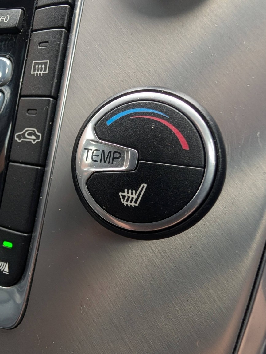 Used Volvo V70 2013 for sale - 77303628: Photo 29