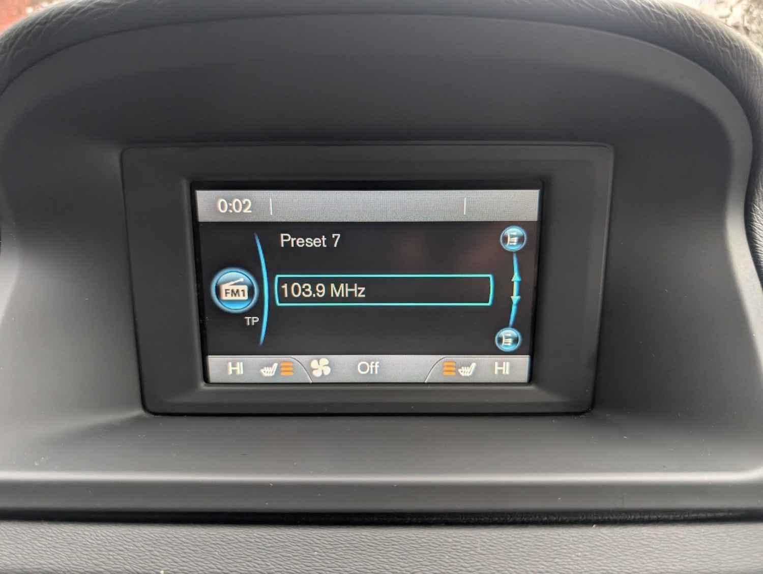 Used Volvo V70 2013 for sale - 77303628: Photo 30