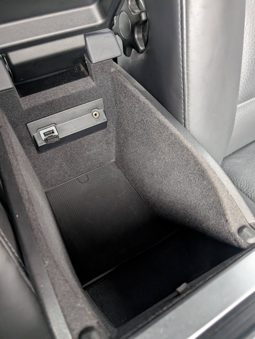 Used Volvo V70 2013 for sale - 77303628: Photo 35