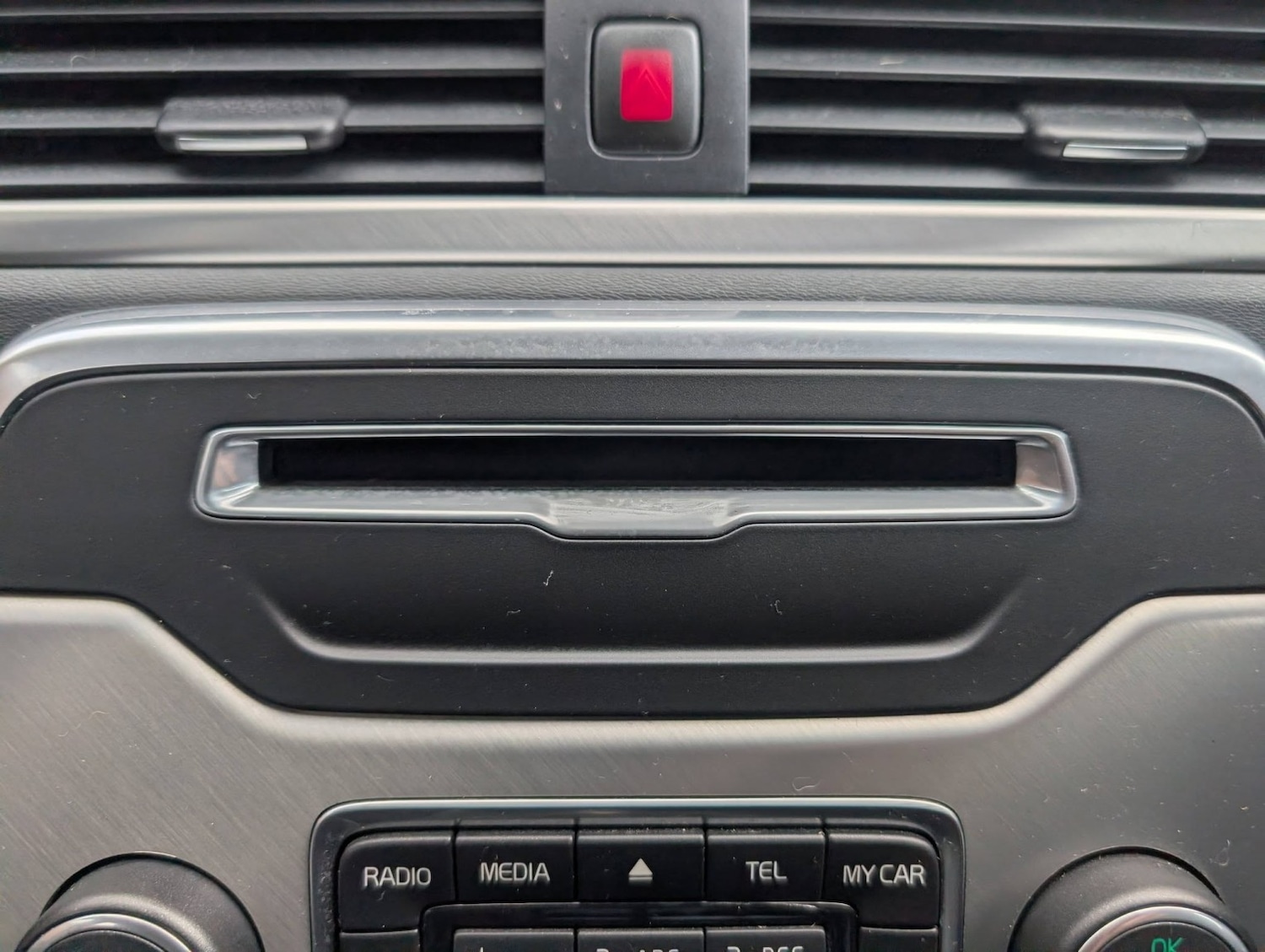 Used Volvo V70 2013 for sale - 77303628: Photo 39