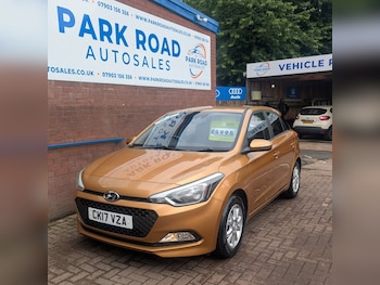 Used Hyundai i20 2017 for sale - 78964898: Photo