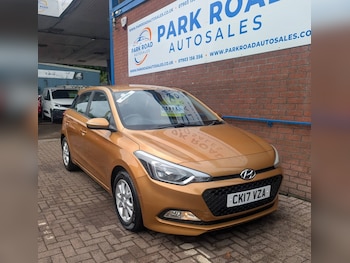 Used Hyundai i20 2017 for sale - 78964898: Photo