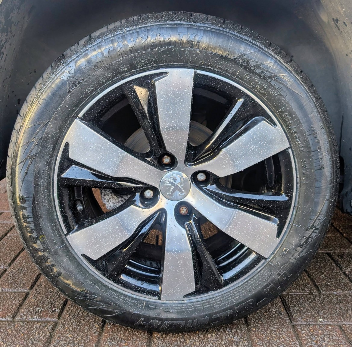 Used Peugeot 2008 2014 for sale - 77008068: Photo 16