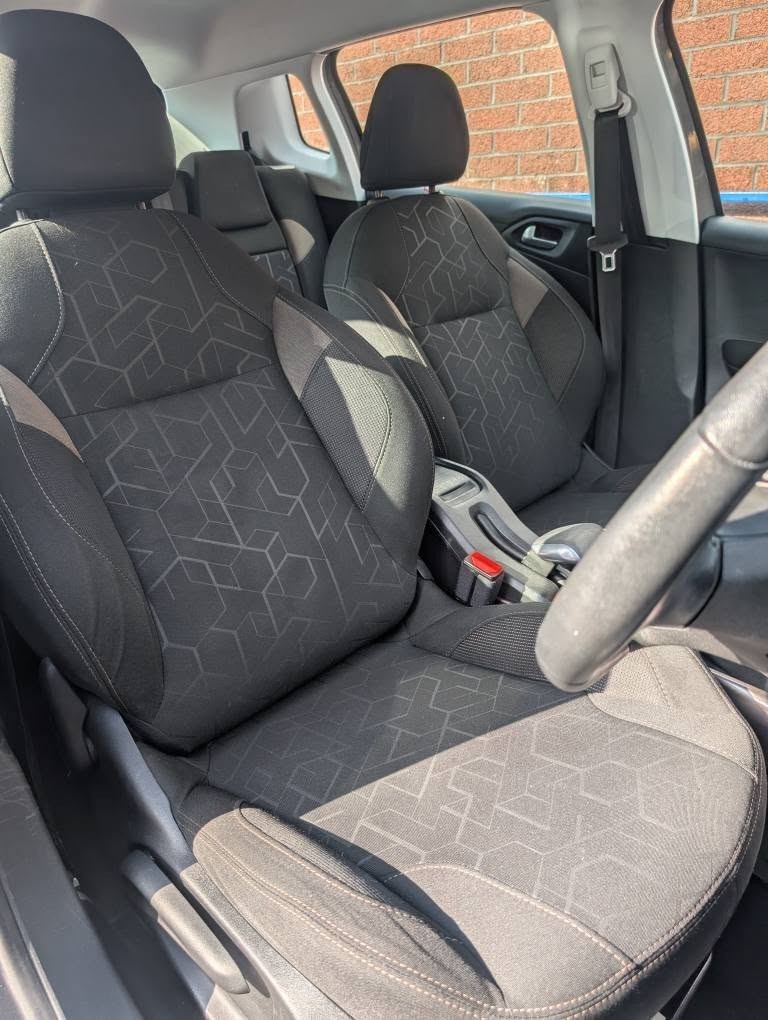 Used Peugeot 2008 2015 for sale - 76769377: Photo 14