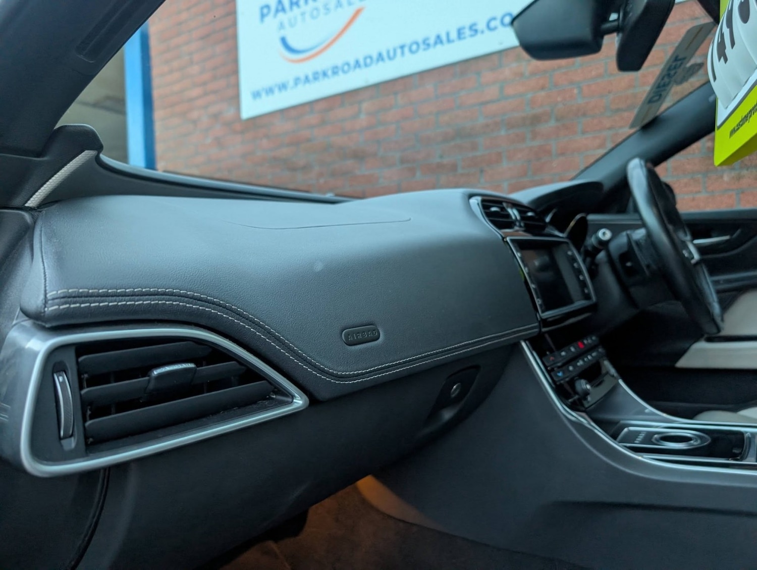 Used Jaguar XE 2016 for sale - 77083310: Photo 52