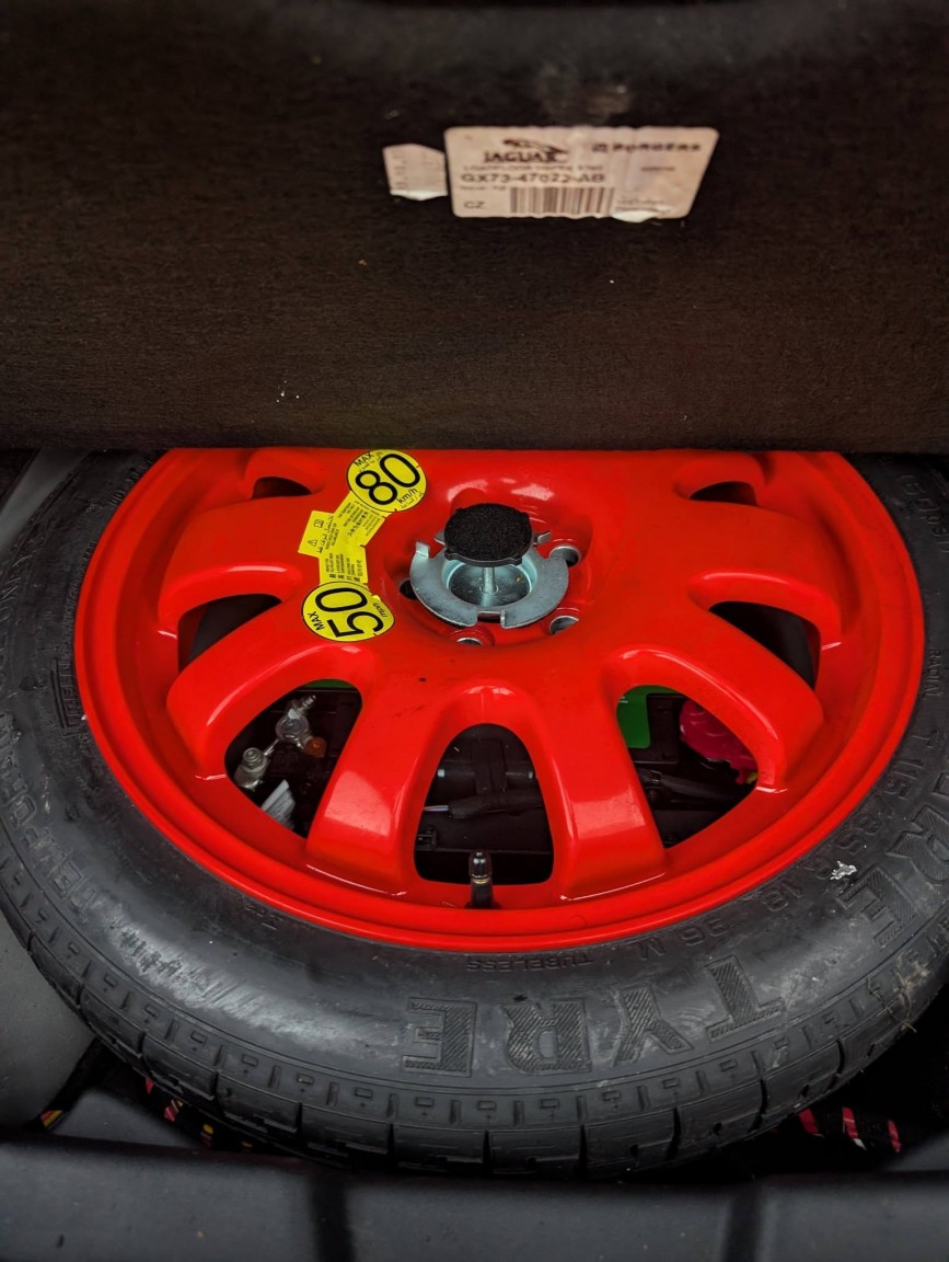 Used Jaguar XE 2016 for sale - 77083310: Photo 55