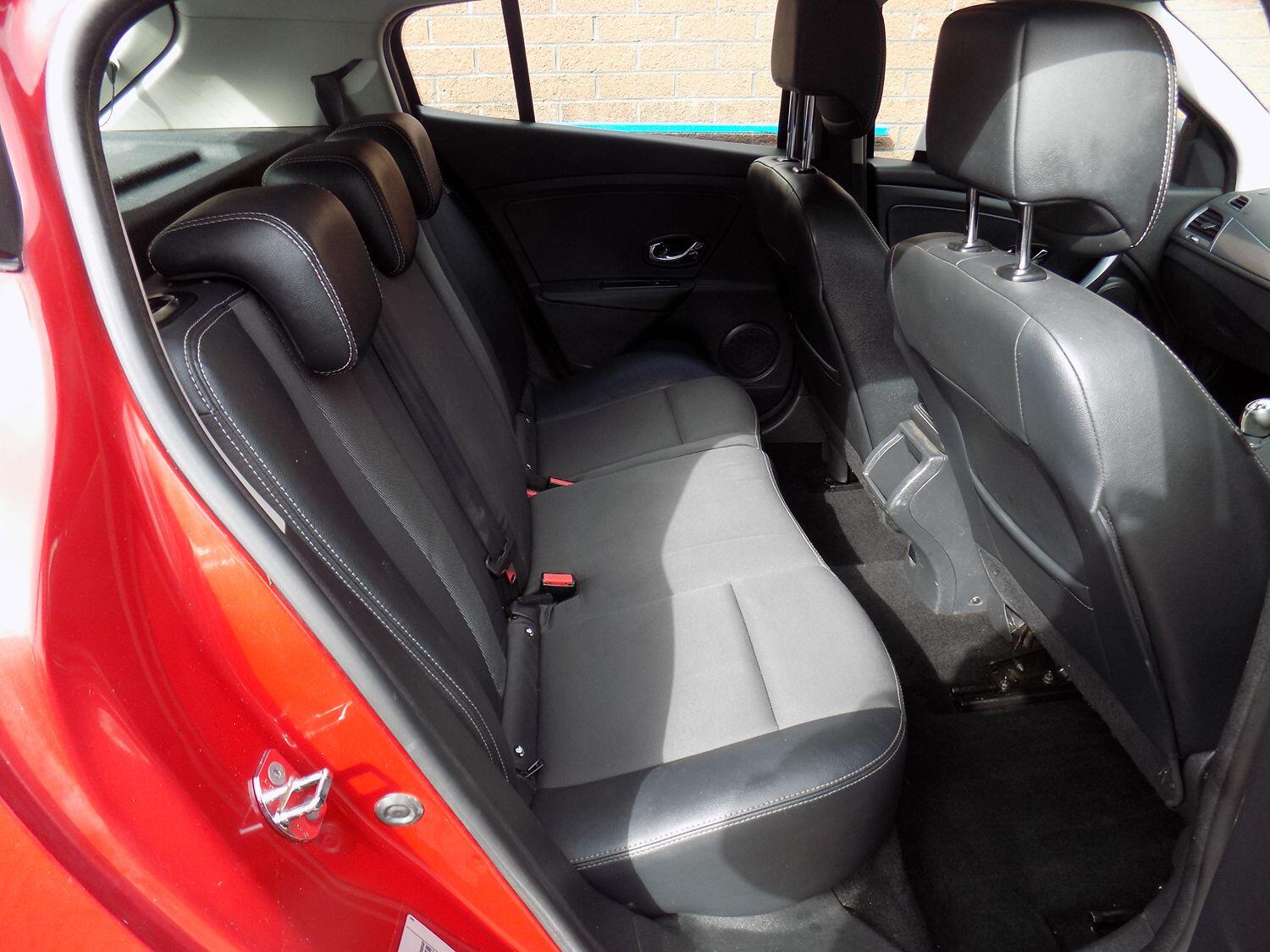 Used Renault Megane 2015 for sale - 76794106: Photo 11