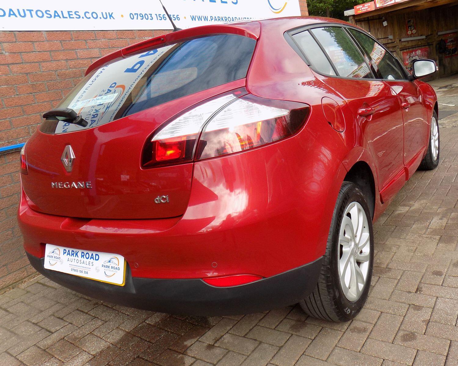 Used Renault Megane 2015 for sale - 76794106: Photo 7