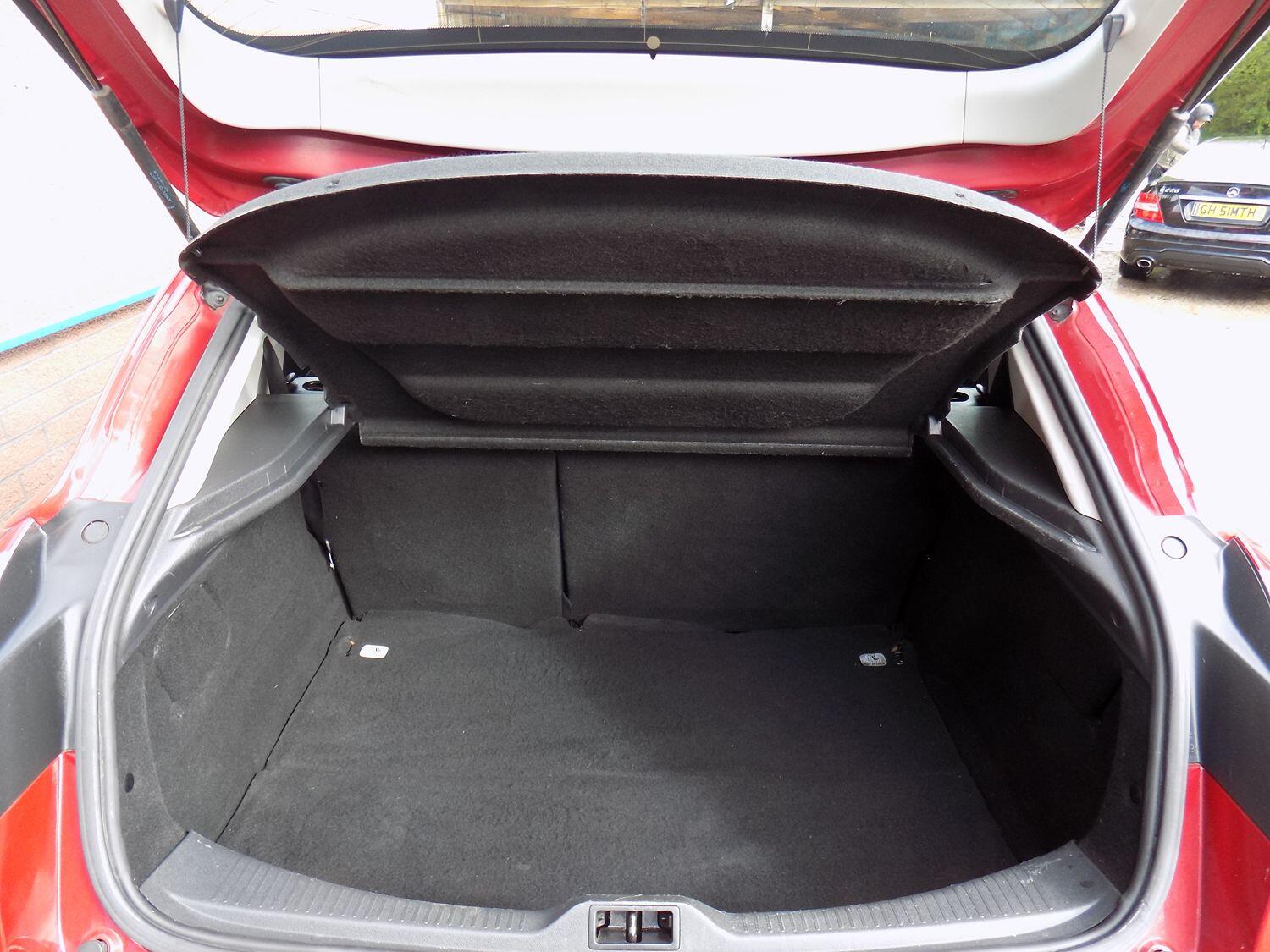 Used Renault Megane 2015 for sale - 76794106: Photo 9