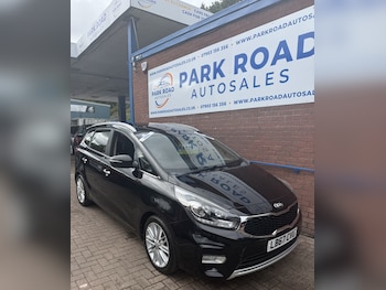 Used Kia Carens 2018 for sale - 79564112: Photo
