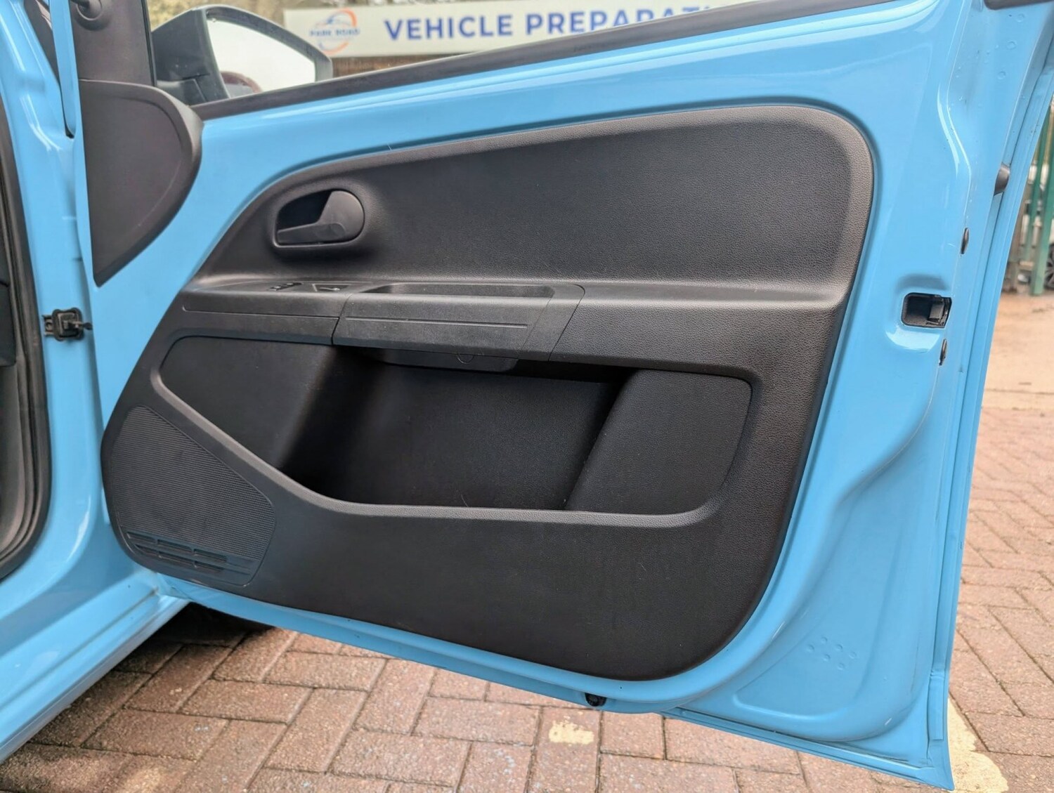 Used Volkswagen up! 2017 for sale - 77813131: Photo 19