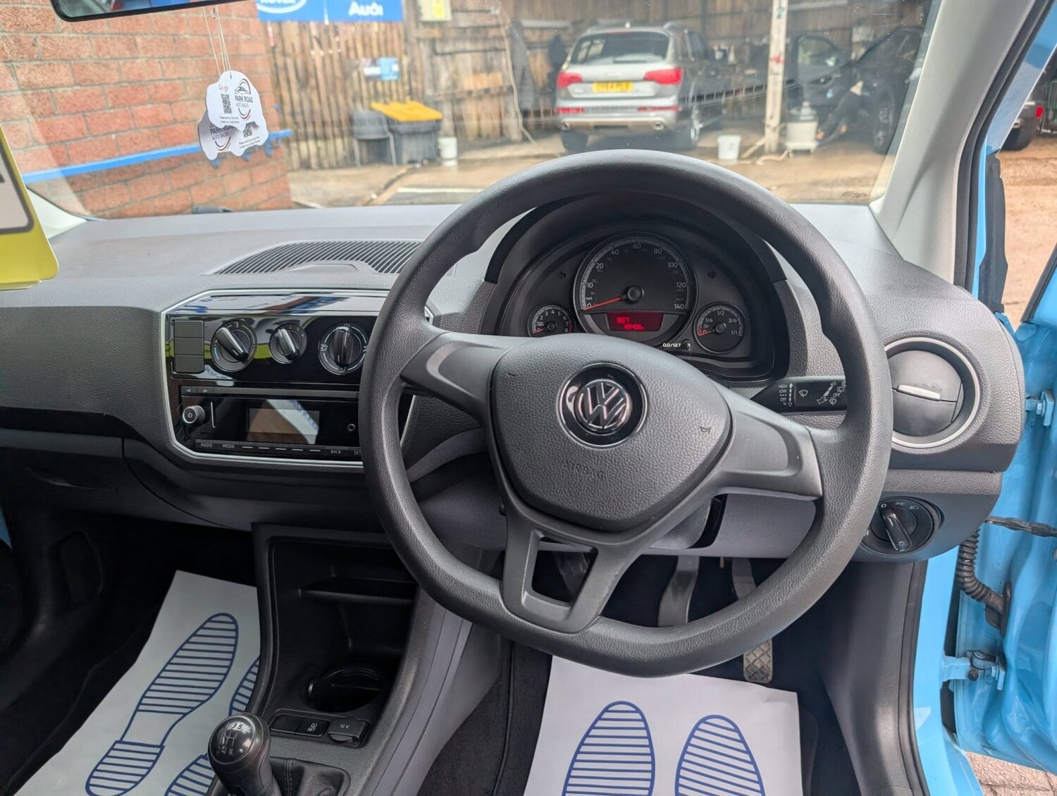 Used Volkswagen up! 2017 for sale - 77813131: Photo 22