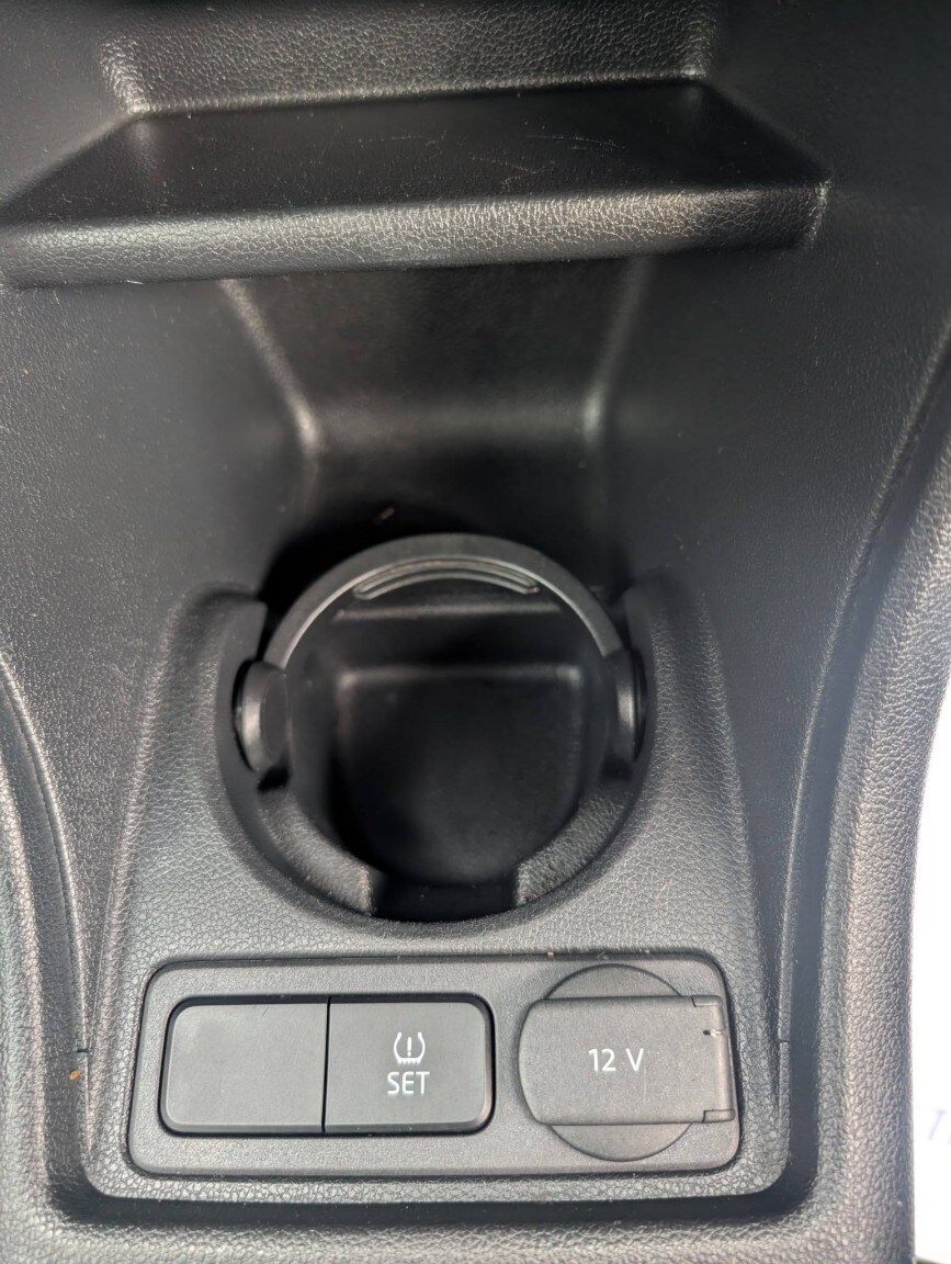 Used Volkswagen up! 2017 for sale - 77813131: Photo 27