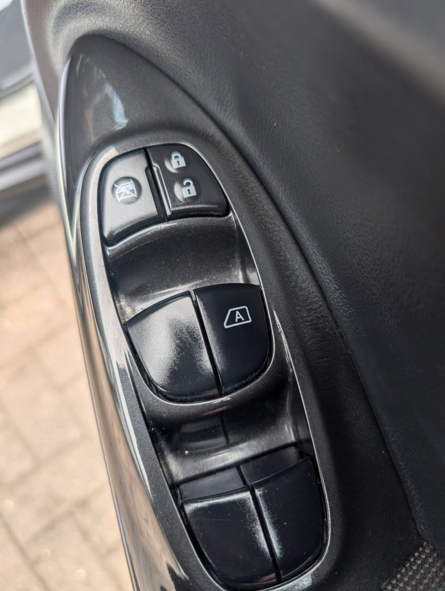 Used Nissan Juke 2013 for sale - 78155346: Photo 19