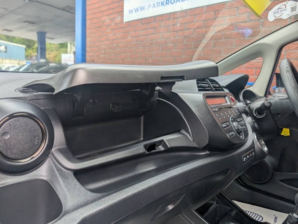 Used Honda Jazz 2012 for sale - 76794097: Photo 26