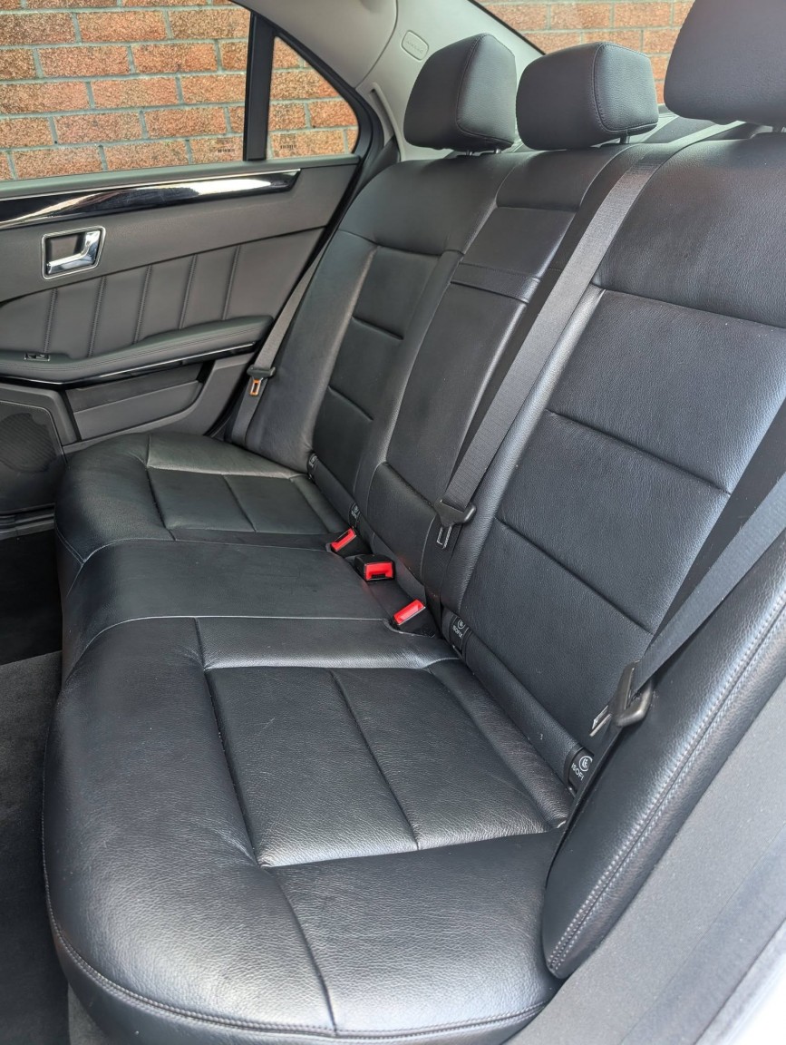 Used Mercedes-Benz E Class 2011 for sale - 77709033: Photo 21