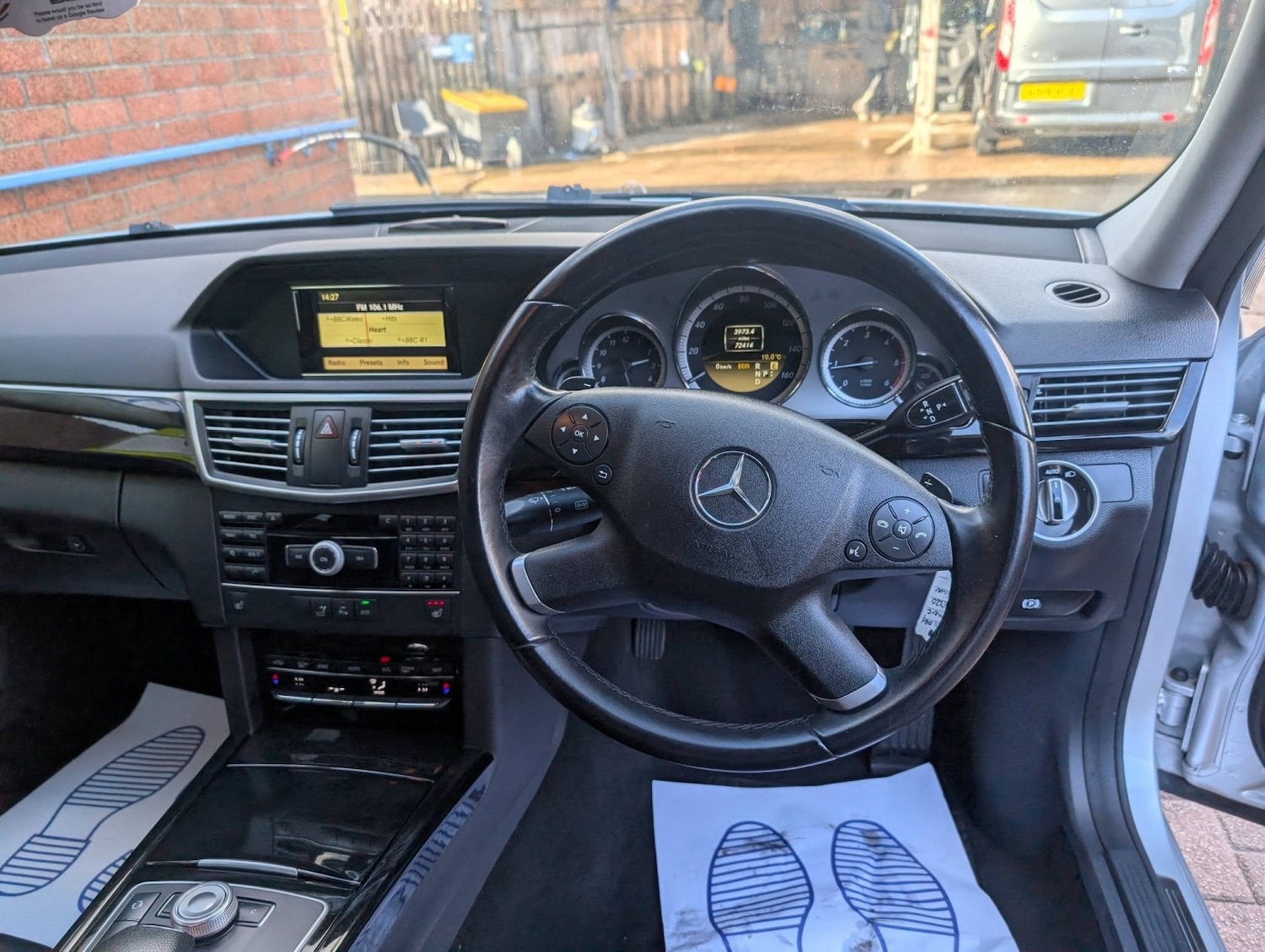 Used Mercedes-Benz E Class 2011 for sale - 77709033: Photo 28