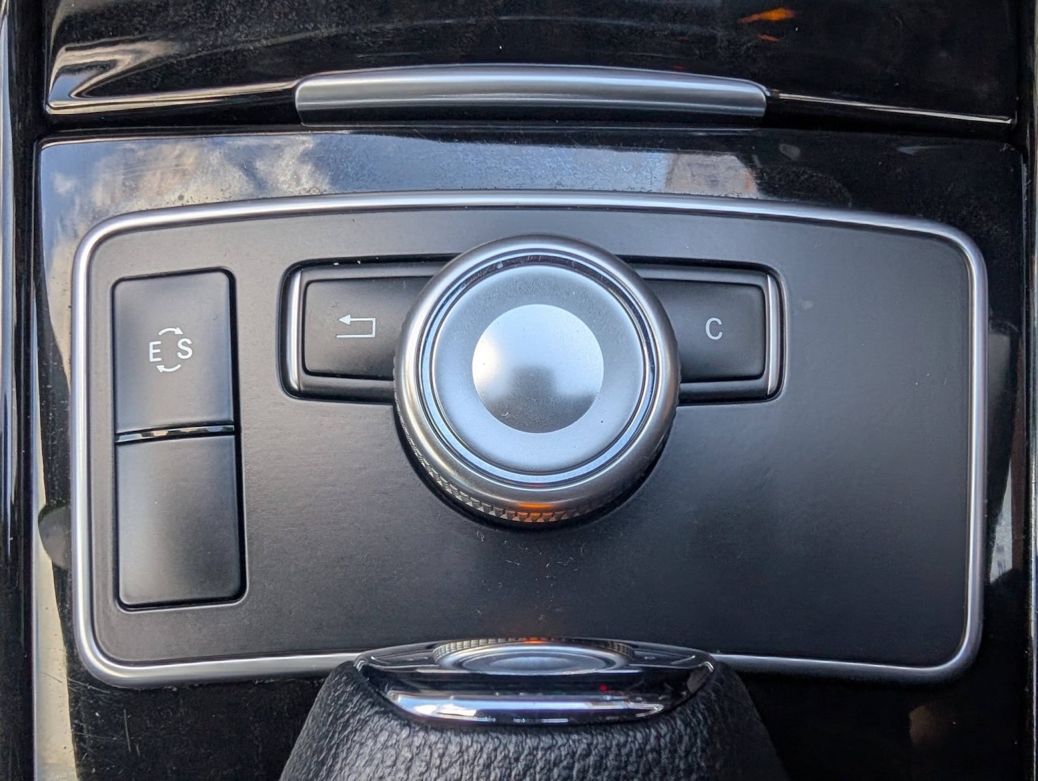 Used Mercedes-Benz E Class 2011 for sale - 77709033: Photo 41