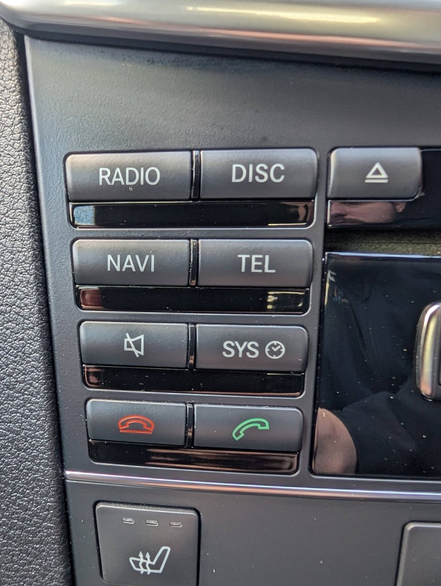 Used Mercedes-Benz E Class 2011 for sale - 77709033: Photo 46