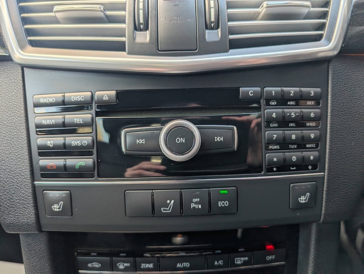 Used Mercedes-Benz E Class 2011 for sale - 77709033: Photo 47