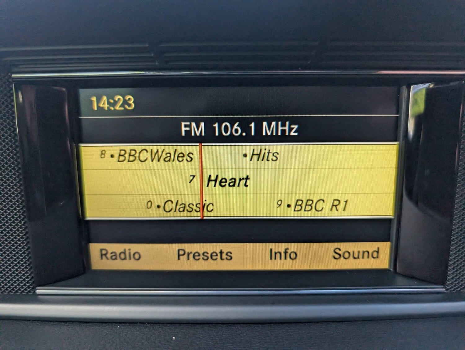 Used Mercedes-Benz E Class 2011 for sale - 77709033: Photo 50