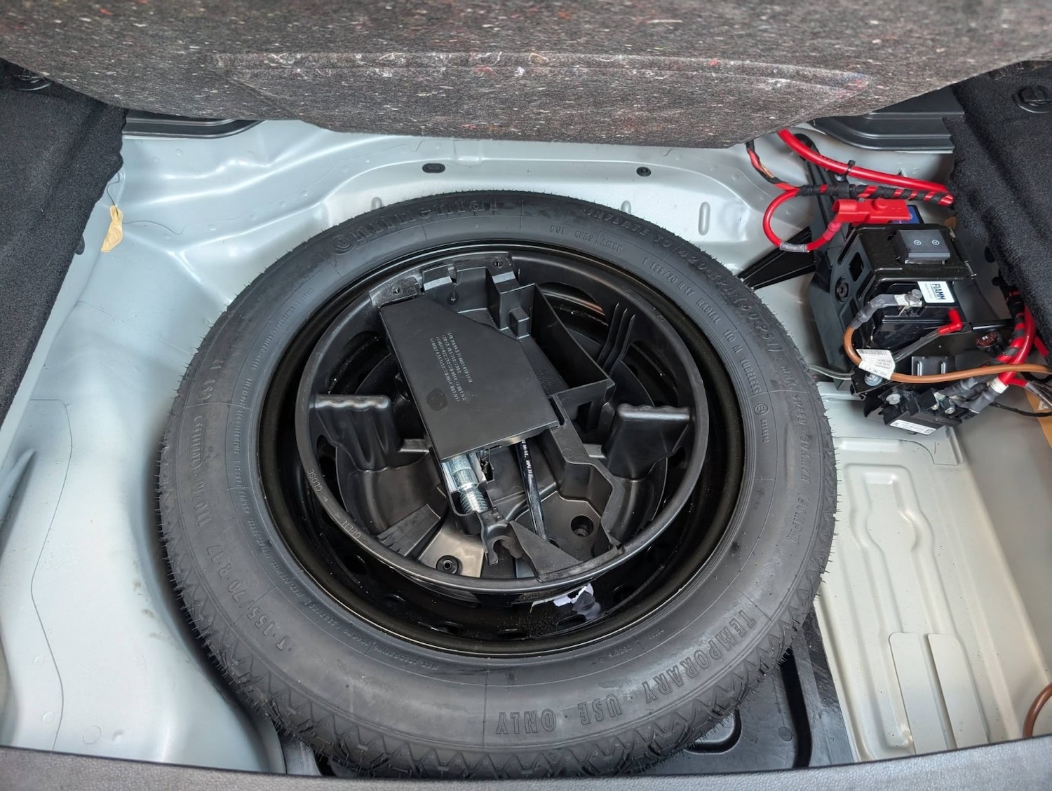 Used Mercedes-Benz E Class 2011 for sale - 77709033: Photo 52